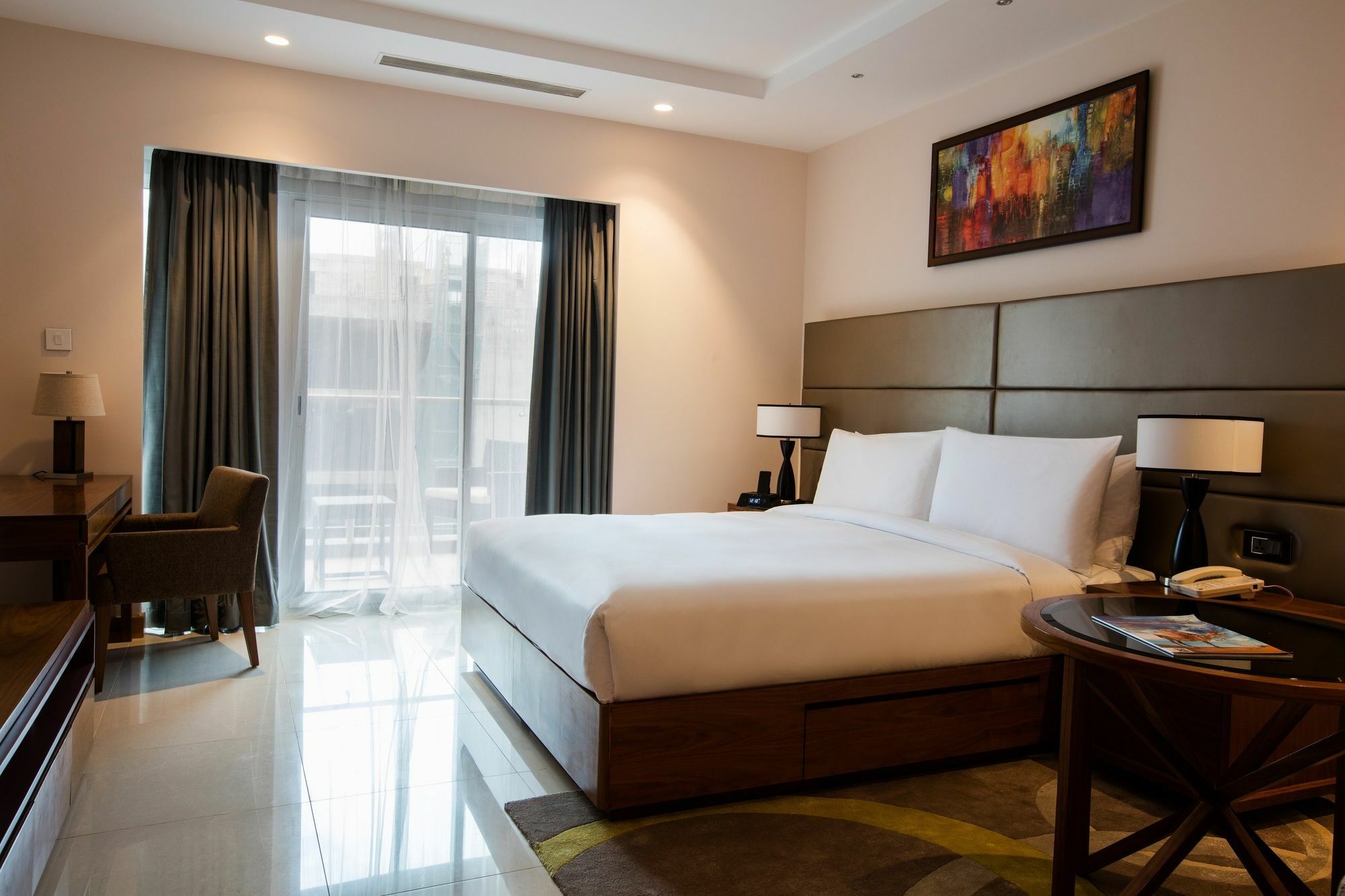 होटल Oakwood Kapil 5*